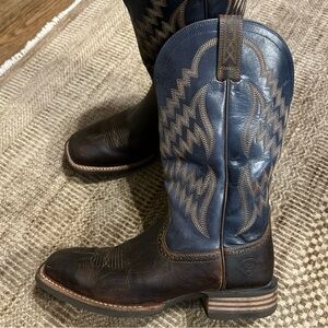 Mens 10.5 D Ariat Tycoon Square Toe Brown Leather Arizona Sky Dark Blue Shaft